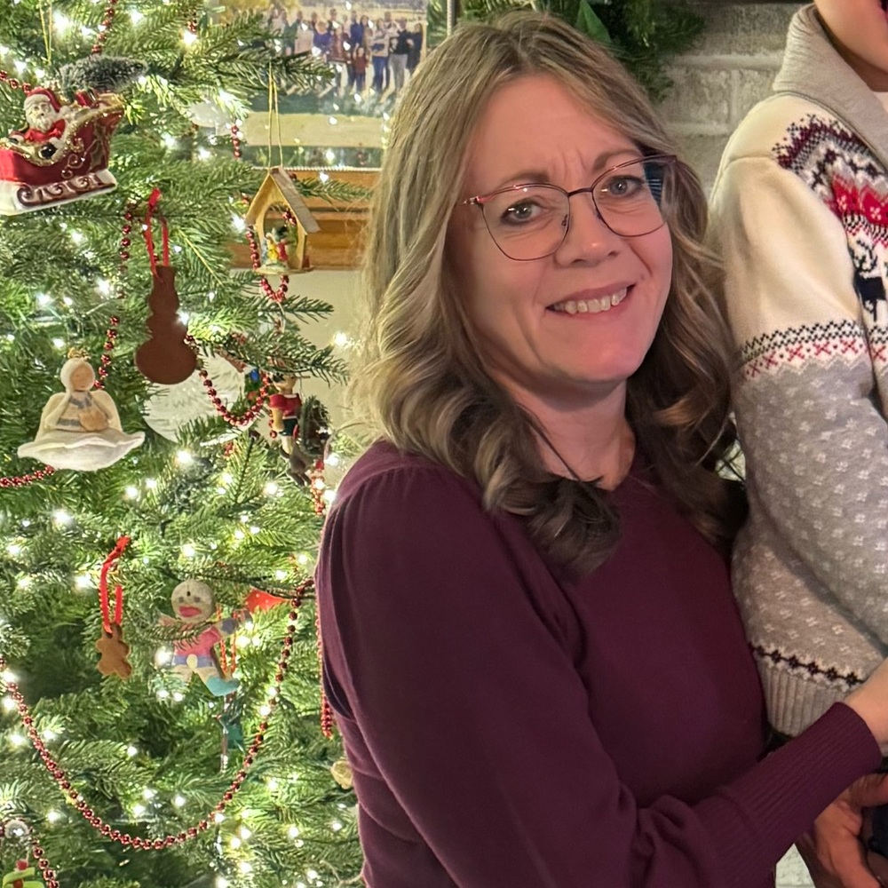 Meet your Posher, Debbie